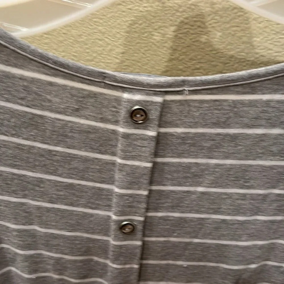 Pink Clover woman's gray and white long striped tee shirt with buttons on back - Picture 7 of 9